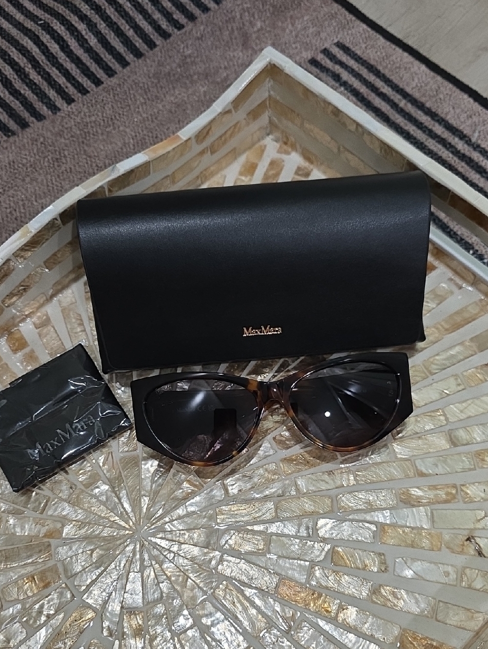 Max Mara Cat-Eye Sunglasses in Black & Tortoiseshell